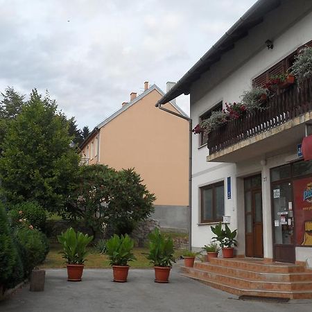 Apartment Rendulic Rakovica Luaran gambar